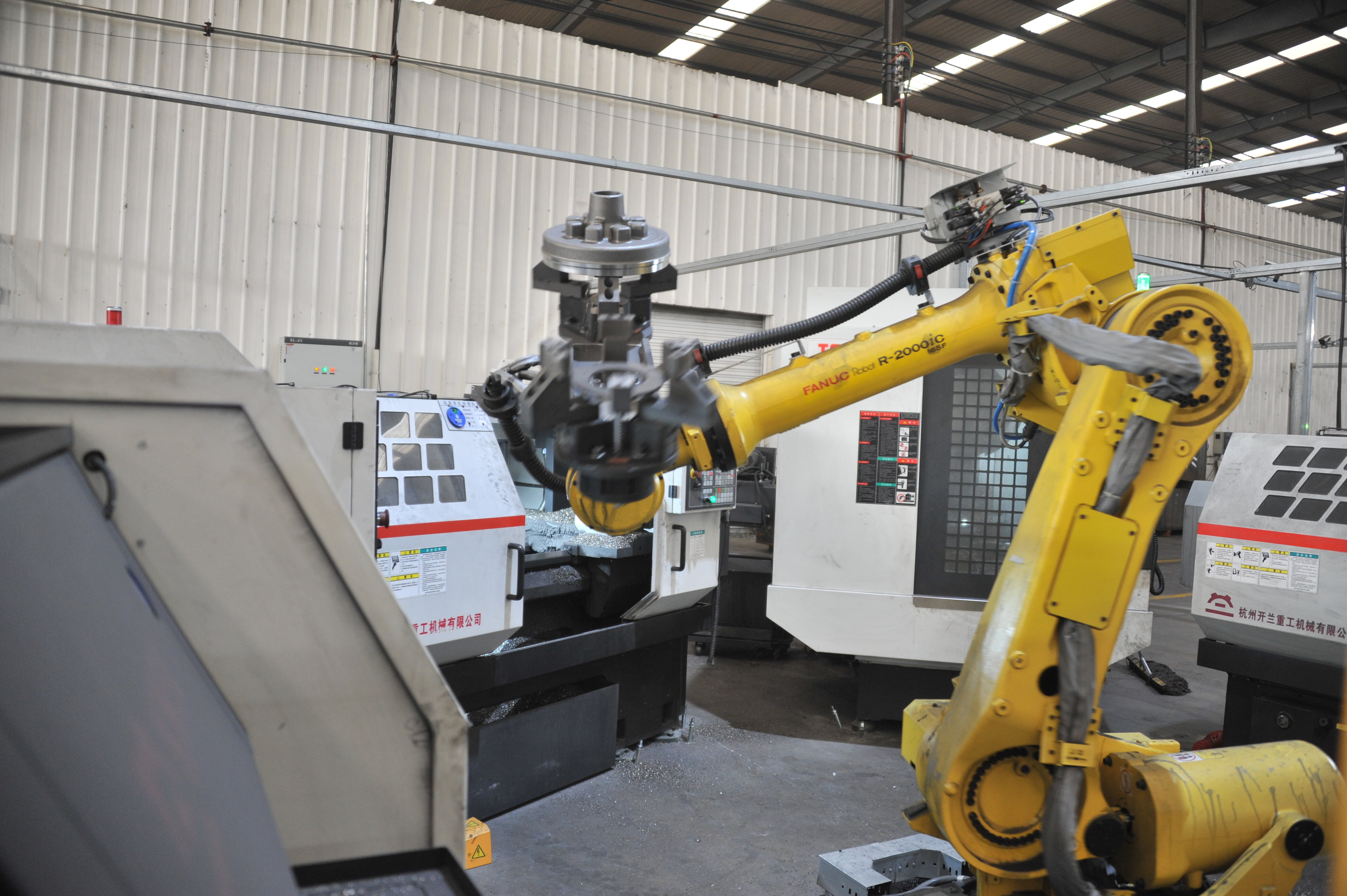 夏邑縣會亭鎮 “三駕馬車”拉動鄉村產業振興，數控機床銷售成引擎